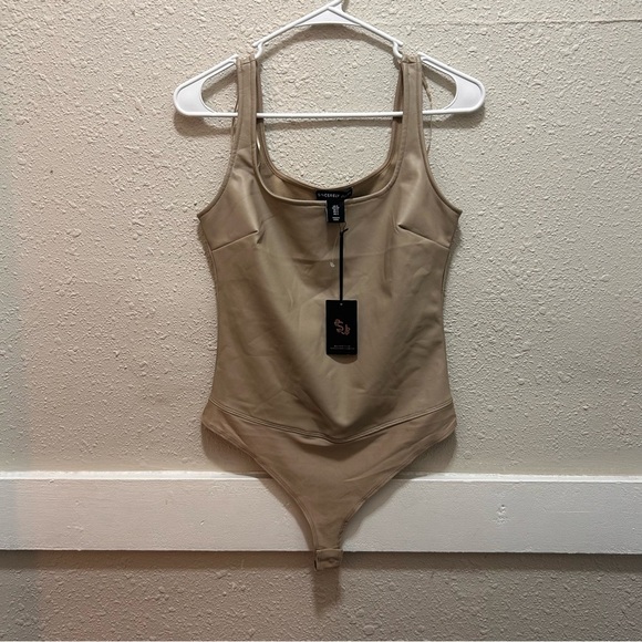 Sincerely Jules Faux Leather Nude Bodysuit NWT - Picture 1 of 6
